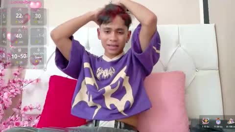 Ethan online show from October 29, 8:21 pm