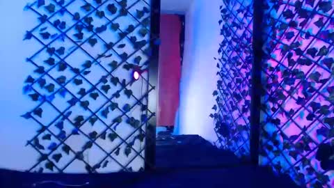 ethanandbrianna online show from September 9, 1:05 am