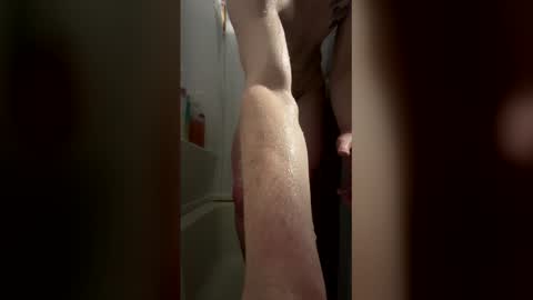 Snapshot of ethanbmx2001 chatting on March 11, 10:10 am ethanbmx2001 online show from March 11, 10:10 am