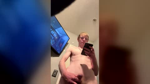 Snapshot of ethanbmx2001 chatting on April 4, 8:56 am ethanbmx2001 online show from April 4, 8:56 am