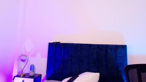 ethanconnor_ online show from January 11, 12:37 am