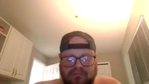 Snapshot of ethandtf1 chatting on March 6, 6:10 am ethandtf1 online show from March 6, 6:10 am