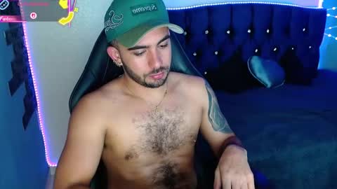 Ethan online show from March 28, 2:11 am