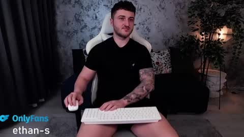 ethannns online show from December 11, 4:49 am