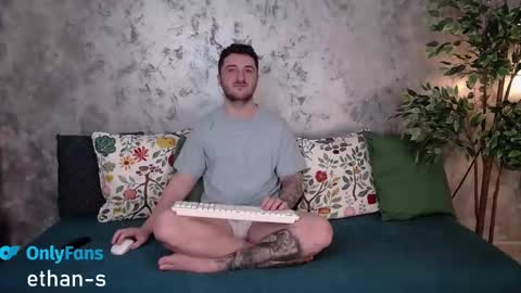 ethannns online show from December 16, 5:49 am