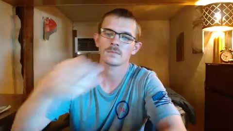 Snapshot of ethansteelexxx2 chatting on May 31, 1:36 am ethansteelexxx2 online show from May 31, 1:36 am