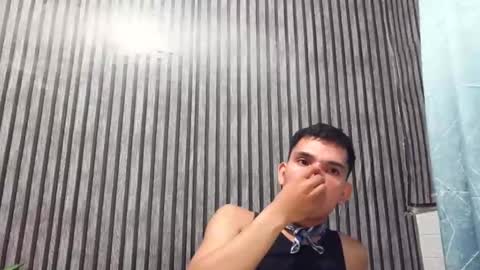 Ethan Walter online show from May 14, 3:52 pm