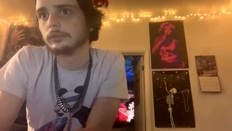 Snapshot of ethb0211 chatting on March 6, 10:17 pm ethb0211 online show from March 6, 10:17 pm