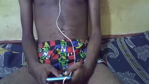 Snapshot of etrar_largedick chatting on January 30, 6:00 pm etrar_largedick online show from January 30, 6:00 pm