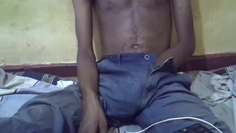 Snapshot of etrar_largedick chatting on February 20, 3:08 pm etrar_largedick online show from February 20, 3:08 pm