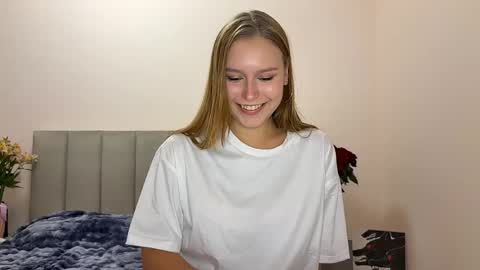 Alice online show from May 20, 2:23 pm