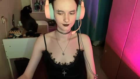 Kate online show from May 16, 10:47 am