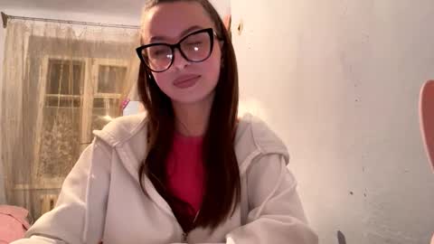 lIlianna online show from February 19, 4:25 pm