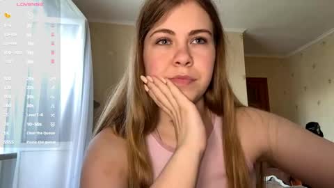 Kira online show from June 10, 12:15 pm
