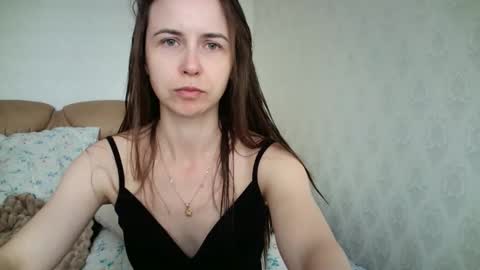 Snapshot of eva00186 chatting on June 3, 10:51 am eva00186 online show from June 3, 10:51 am