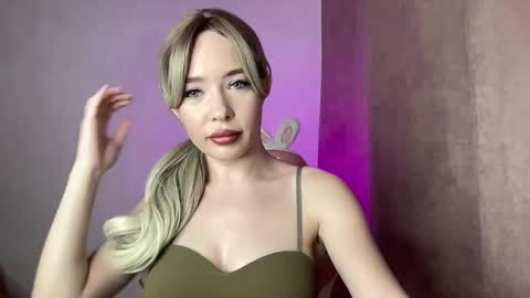 Snapshot of eva1how chatting on February 23, 1:08 pm Eva online show from February 23, 1:08 pm