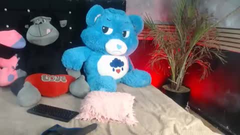 Snapshot of eva_06 chatting on February 14, 12:40 am eva_06 online show from February 14, 12:40 am