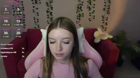 Snapshot of eva__thompson chatting on July 7, 6:47 am Eva online show from July 7, 6:47 am