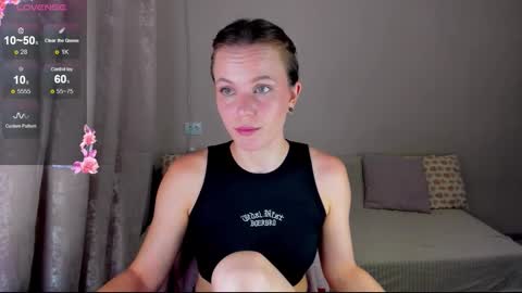 Snapshot of eva_aaaa chatting on September 22, 5:04 pm eva_aaaa online show from September 22, 5:04 pm