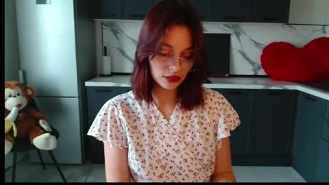 Snapshot of eva_avea chatting on March 26, 8:31 am Vanellope online show from March 26, 8:31 am