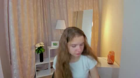 Snapshot of eva_bake chatting on October 4, 1:03 am Eva online show from October 4, 1:03 am
