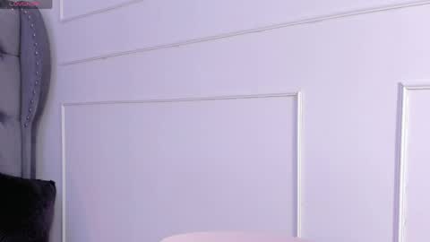 Eva  online show from May 18, 4:07 am