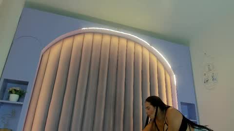 Snapshot of eva_daemon chatting on February 10, 11:36 am EVA DAEMON online show from February 10, 11:36 am