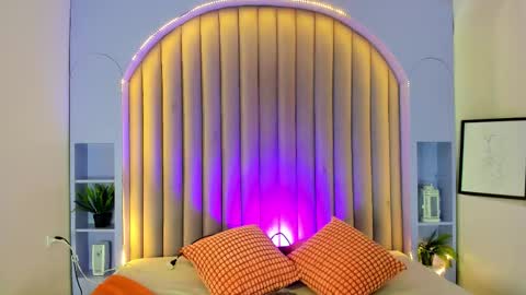 EVA DAEMON  online show from September 27, 11:37 am