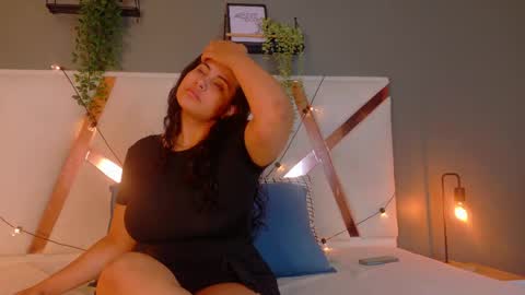 EVA DAEMON  online show from May 17, 12:01 pm