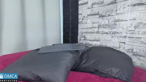 eva delight online show from May 2, 12:10 pm