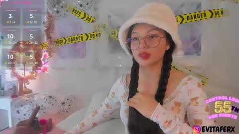 Evaa Depp online show from October 28, 5:15 pm