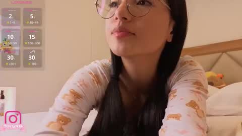 Snapshot of eva_depp_ chatting on March 12, 10:10 am Eva online show from March 12, 10:10 am