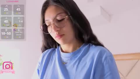 Snapshot of eva_depp_ chatting on March 13, 10:00 am Eva online show from March 13, 10:00 am