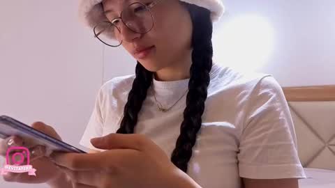 Snapshot of eva_depp_ chatting on March 17, 10:07 am Eva online show from March 17, 10:07 am