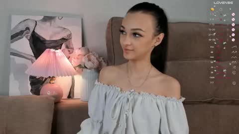 Snapshot of eva_doncray chatting on February 21, 1:55 pm Eva online show from February 21, 1:55 pm