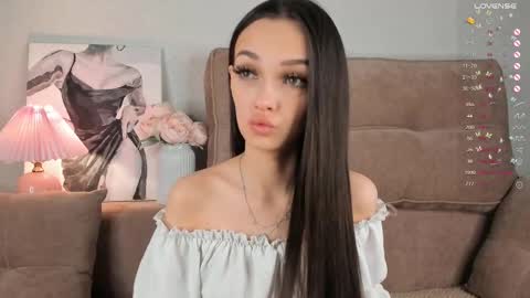 Snapshot of eva_doncray chatting on February 21, 4:59 pm Eva online show from February 21, 4:59 pm