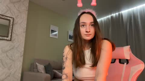 Snapshot of eva_elfis chatting on December 18, 10:02 pm Eva online show from December 18, 10:02 pm
