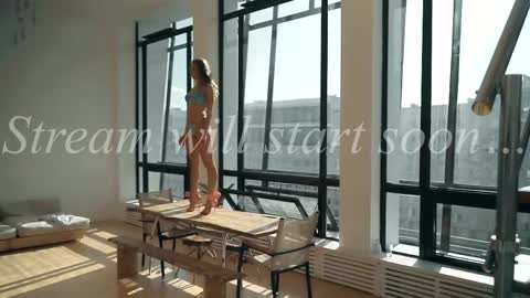 Snapshot of eva_fashionista chatting on April 4, 7:55 pm Eva online show from April 4, 7:55 pm