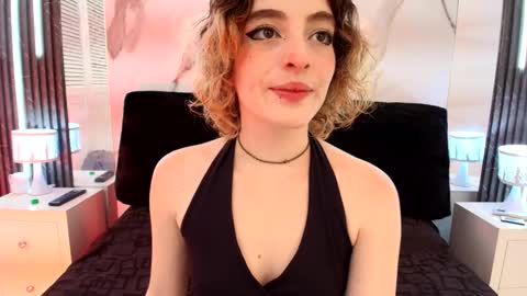 Snapshot of eva_halsey chatting on September 24, 7:50 pm E V A online show from September 24, 7:50 pm