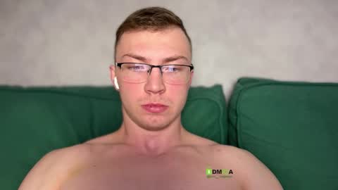 Eva and Iron online show from March 29, 10:43 pm