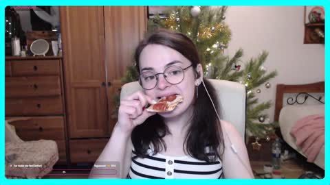 Snapshot of eva_katt chatting on December 29, 11:07 am Gamer Katt online show from December 29, 11:07 am