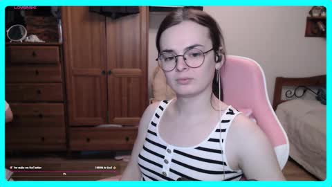 Snapshot of eva_katt chatting on February 24, 12:48 pm Gamer Katt online show from February 24, 12:48 pm