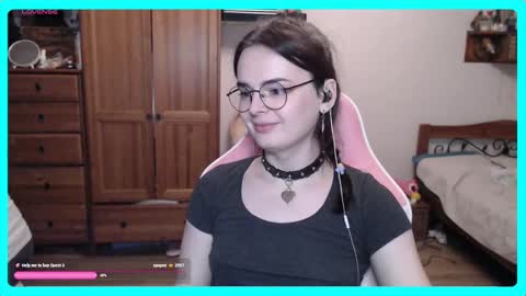 Snapshot of eva_katt chatting on February 26, 8:00 pm Gamer Katt online show from February 26, 8:00 pm