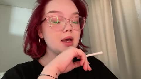 eva_kittenn online show from March 14, 7:36 am