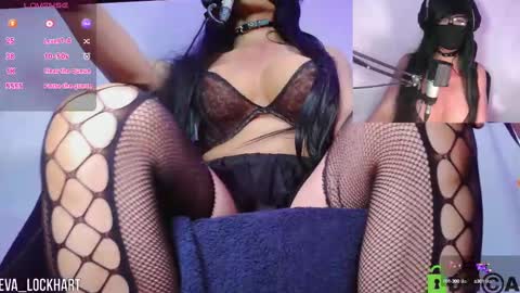 Snapshot of eva_lockhart chatting on October 7, 7:11 pm Eva online show from October 7, 7:11 pm