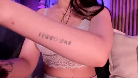 Angelinne online show from May 10, 4:28 am