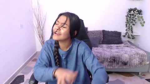 Eva  online show from January 8, 8:11 pm