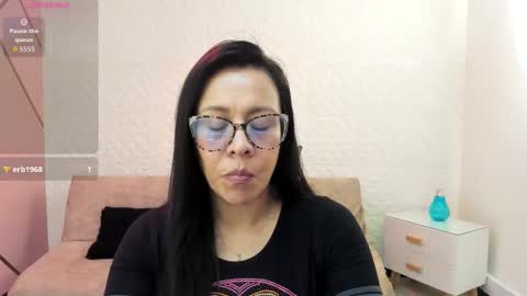 Eva  online show from October 21, 3:02 pm