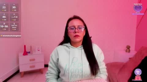 Eva  online show from February 28, 2:29 pm