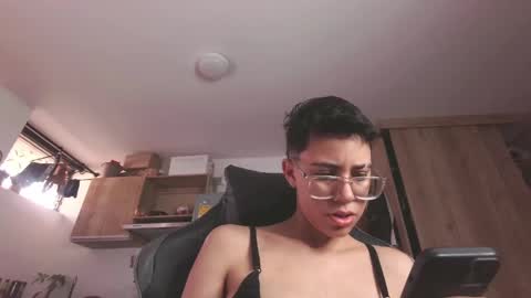 Eva cute online show from May 5, 12:46 pm